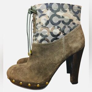 COACH OP ART Ediva suede heeled boots. 💚🤎💚